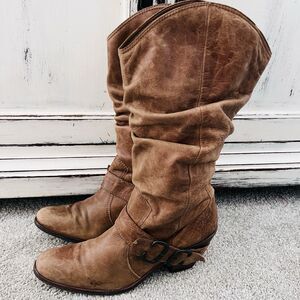 Matisse Willie Brown Leather Slouchy Pull on Boots Made in Brazil Size 9.5M